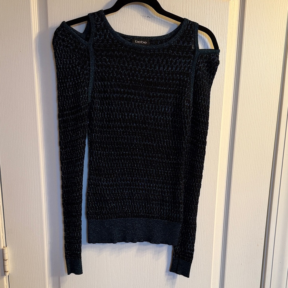 bebe Black and Green shimmering Off-Shoulder Knit Sweater